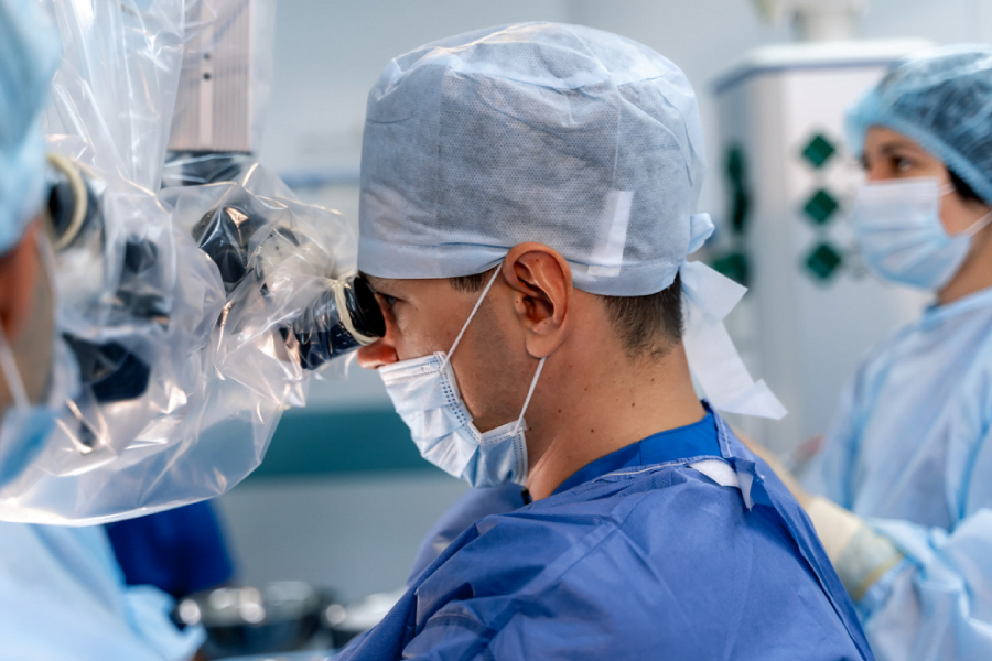 Dia do Neurocirurgião: Mãos que Salvam Vidas