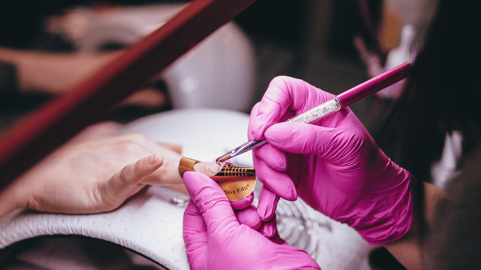 Manicure e pedicure: seu próprio salão