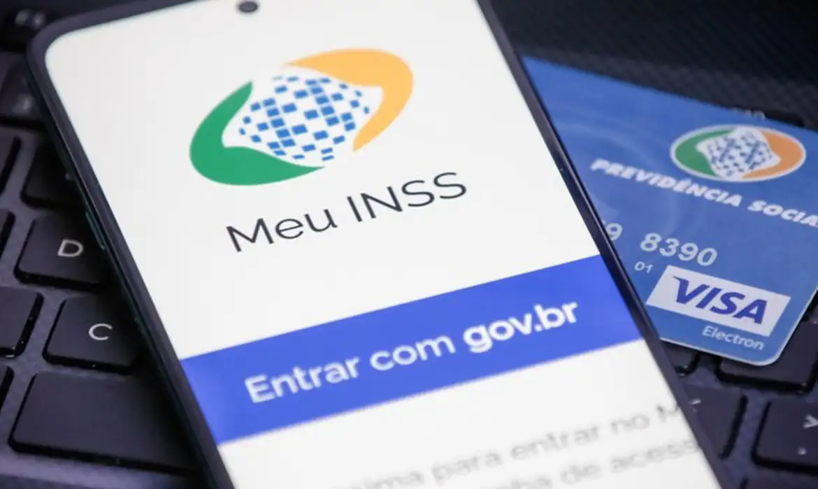 INSS Sobre Salário Mínimo e Tabela de IRRF 2025